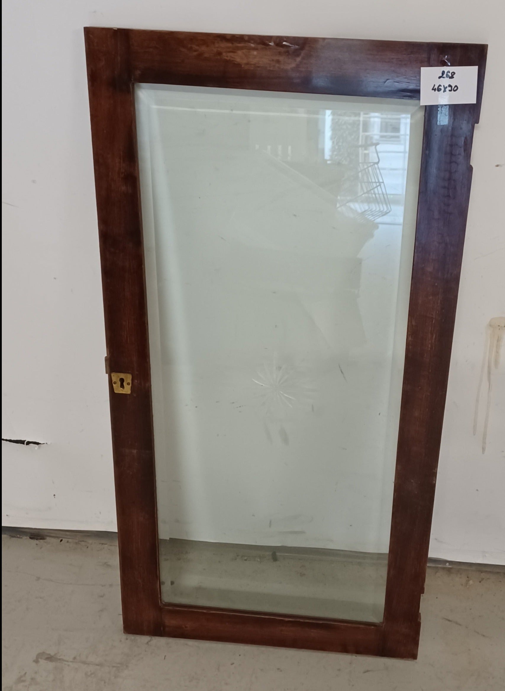 1268. Vitrine Tür